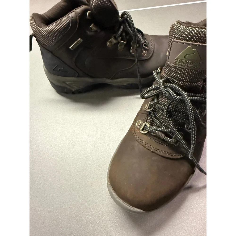 Ozark Trail Mens‎ Waterproof Hiking Boots Brown Leather Upper MNOT43EZ001 Size 7